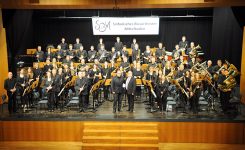 Konzert des Sinfonischen Blasorchesters Mittelbaden mit  dem FineFones Saxophon Quartett